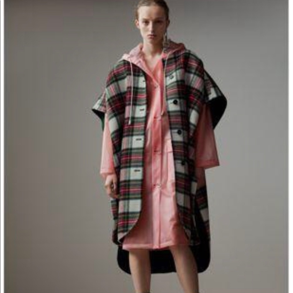 Burberry poncho